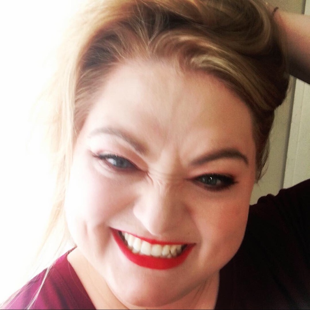 Meet your Posher, Candace